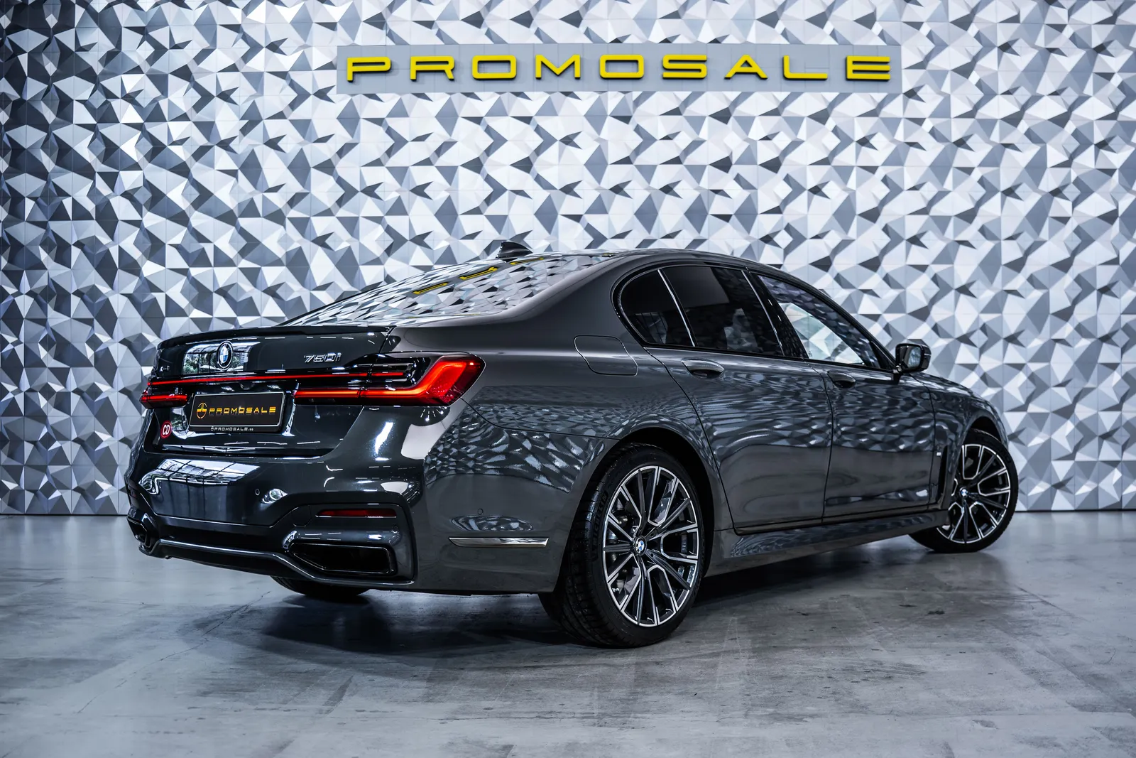 BMW 750 i xDrive *Individual*Msport*B&W*360 – снимка 4