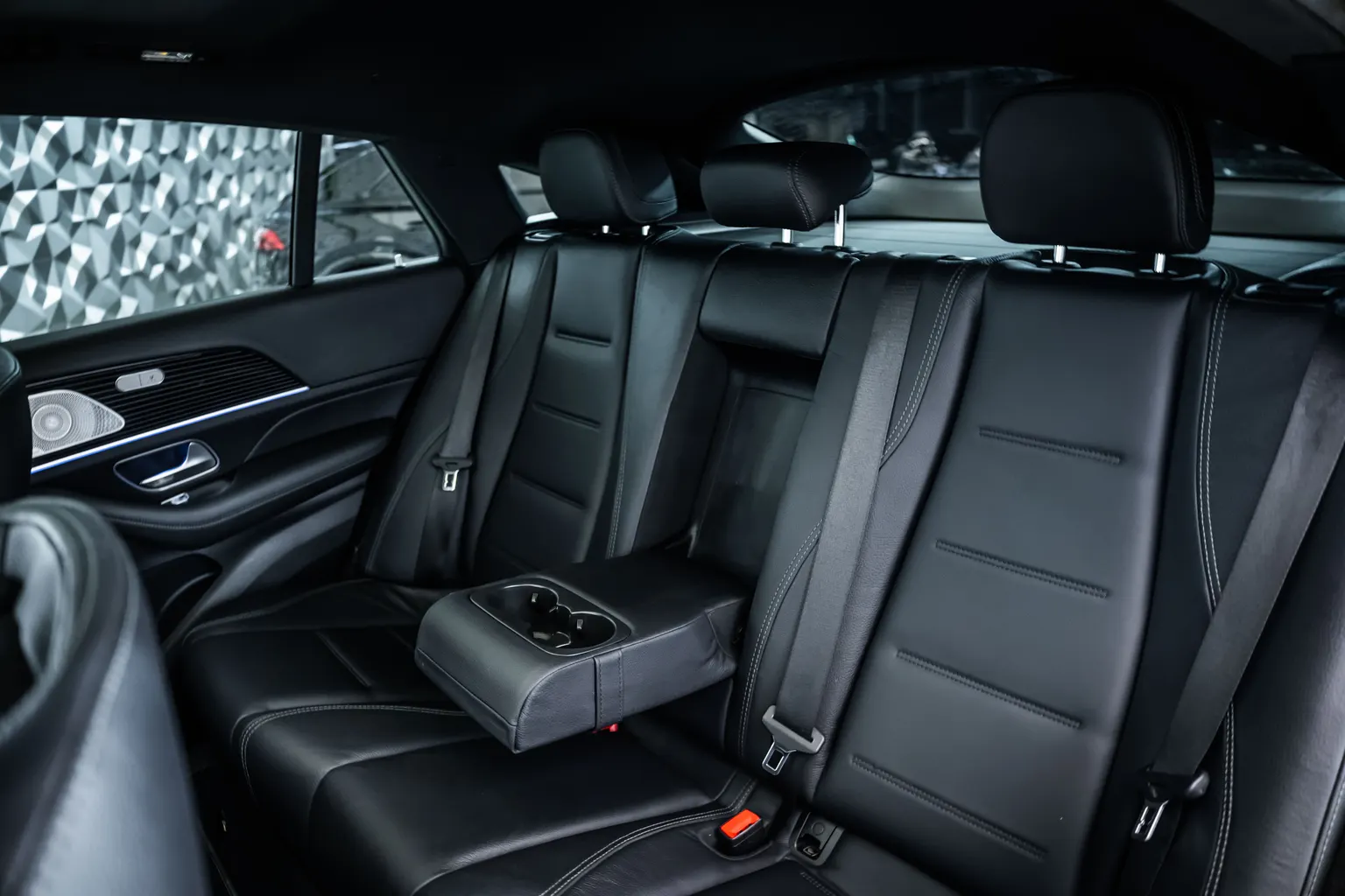 Mercedes-Benz GLE Coupe 450d 4M AMG*Night*Pano*Burm – снимка 16