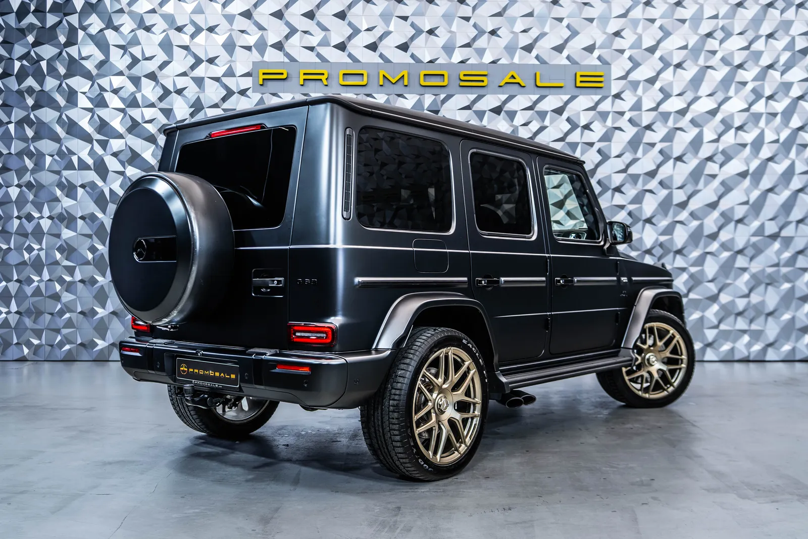 Mercedes-Benz G 63 AMG 4M AMG*Night*Pano*Burm – снимка 4