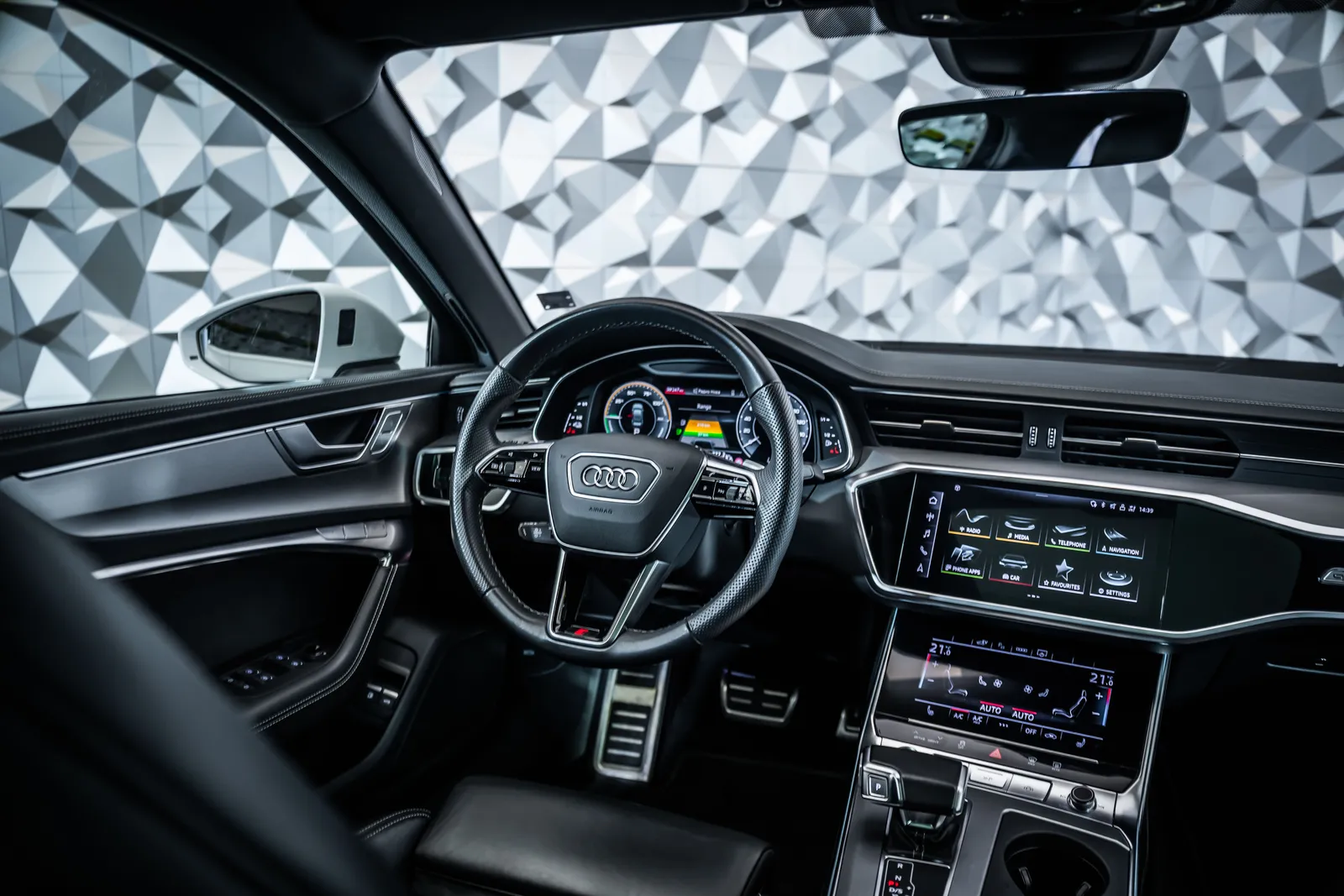 Audi A6 55 quattro PHEV*Pano*B&O – снимка 16