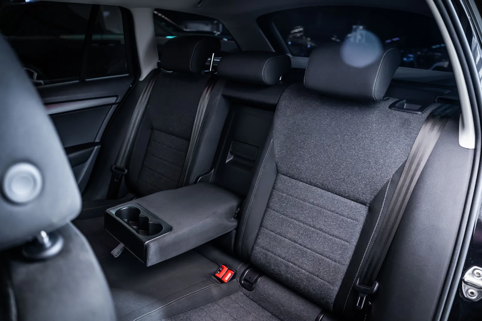 Skoda Octavia 2,0 TDI DSG *LED*Keyless*Подгрев* – снимка 16