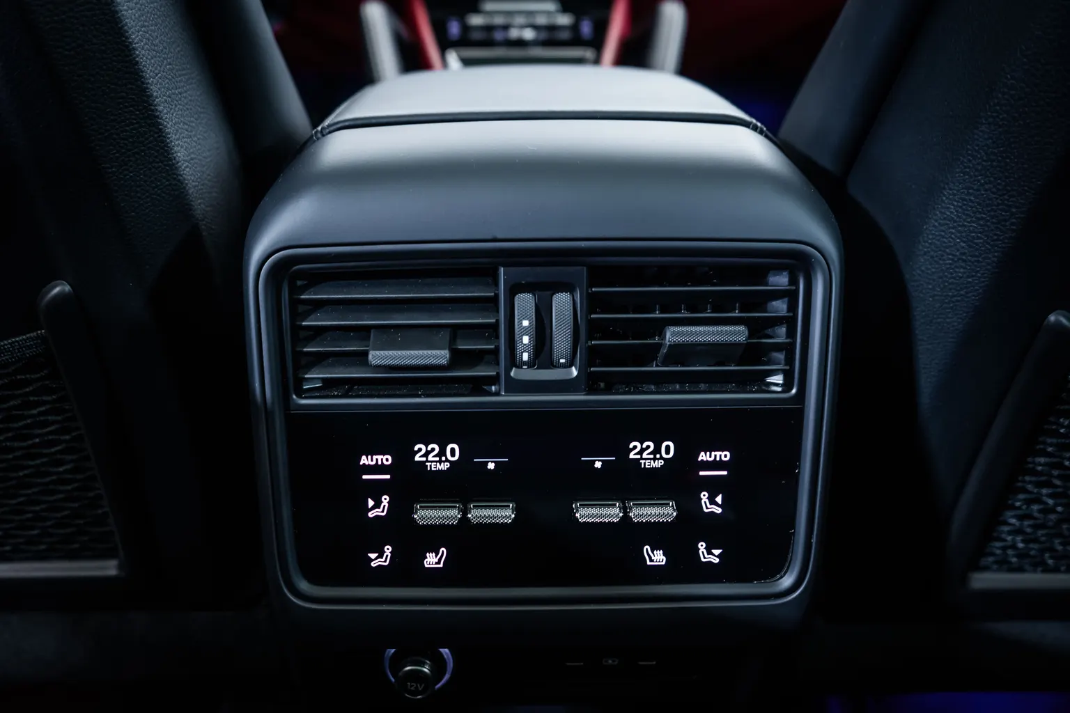 Porsche Cayenne Turbo E-Hybrid Pano*Bose*360 – снимка 15