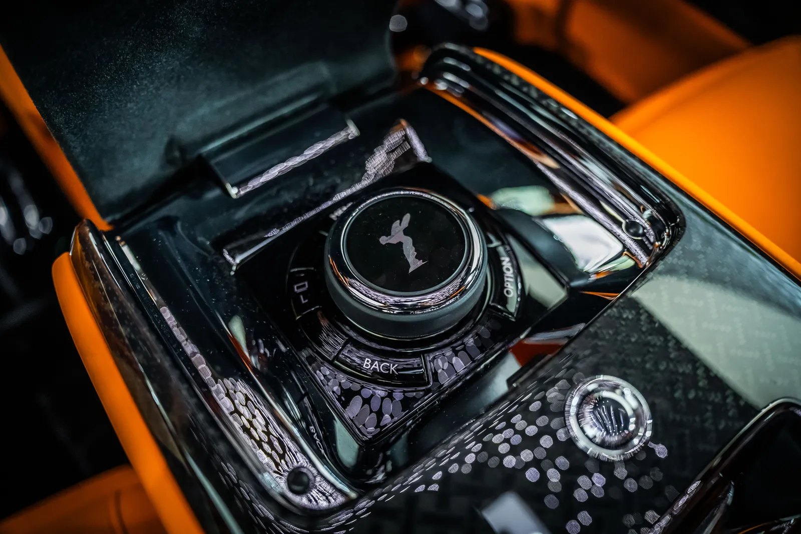 Rolls-Royce Cullinan Black Badge Series II – снимка 14