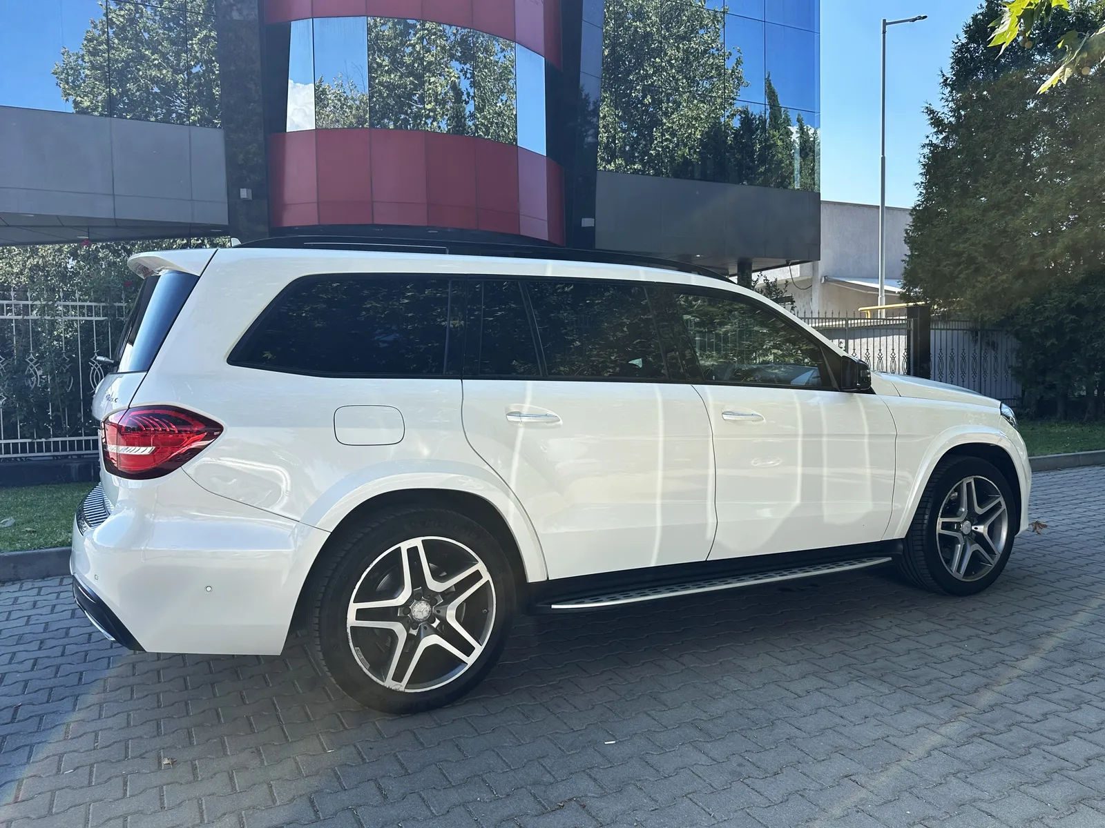 Mercedes-Benz GLS 350 d AMG Designo Alcantara – снимка 6