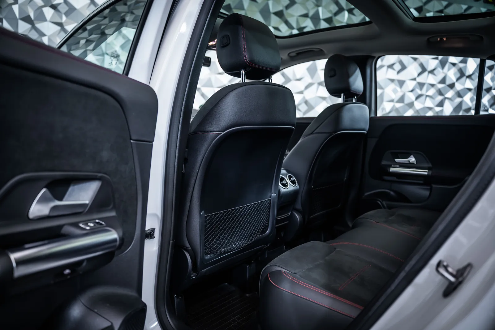 Mercedes-Benz GLA 220 d 4M AMG*Pano*Camera – снимка 15