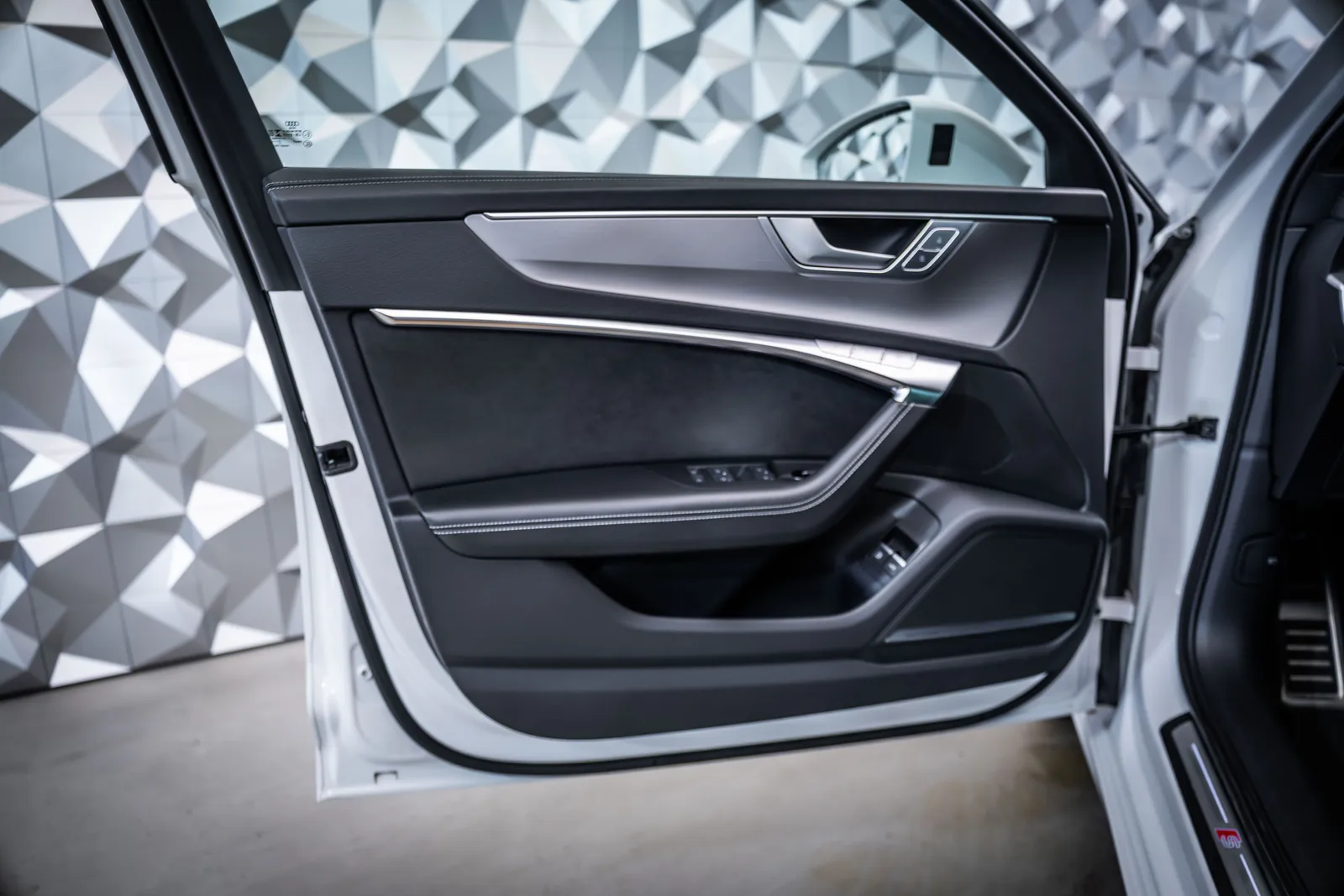 Audi A6 55 quattro PHEV*Pano*B&O – снимка 7