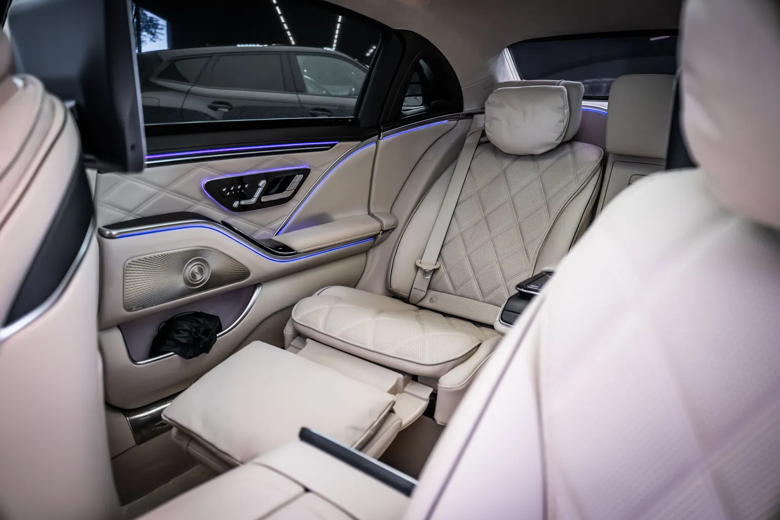 Mercedes-Benz S580 Maybach E-Active*4M* Масаж* 360*Burm* – снимка 17