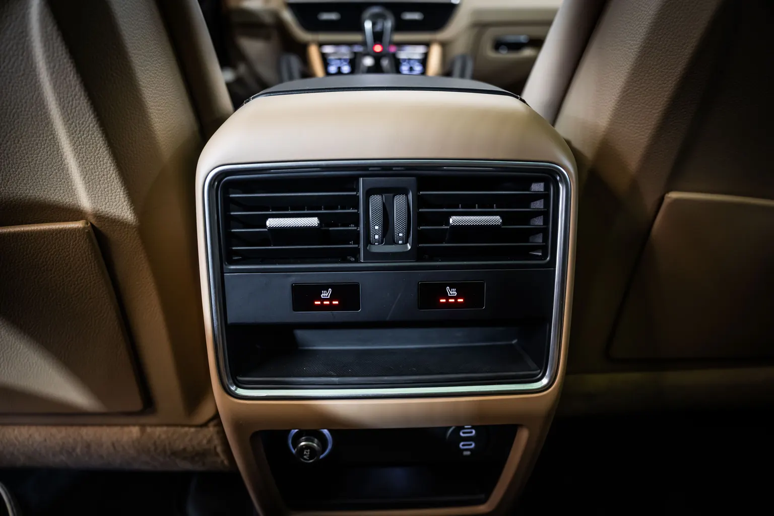 Porsche Cayenne Platinum Edition E-Hybrid*Burm*Pano – снимка 15