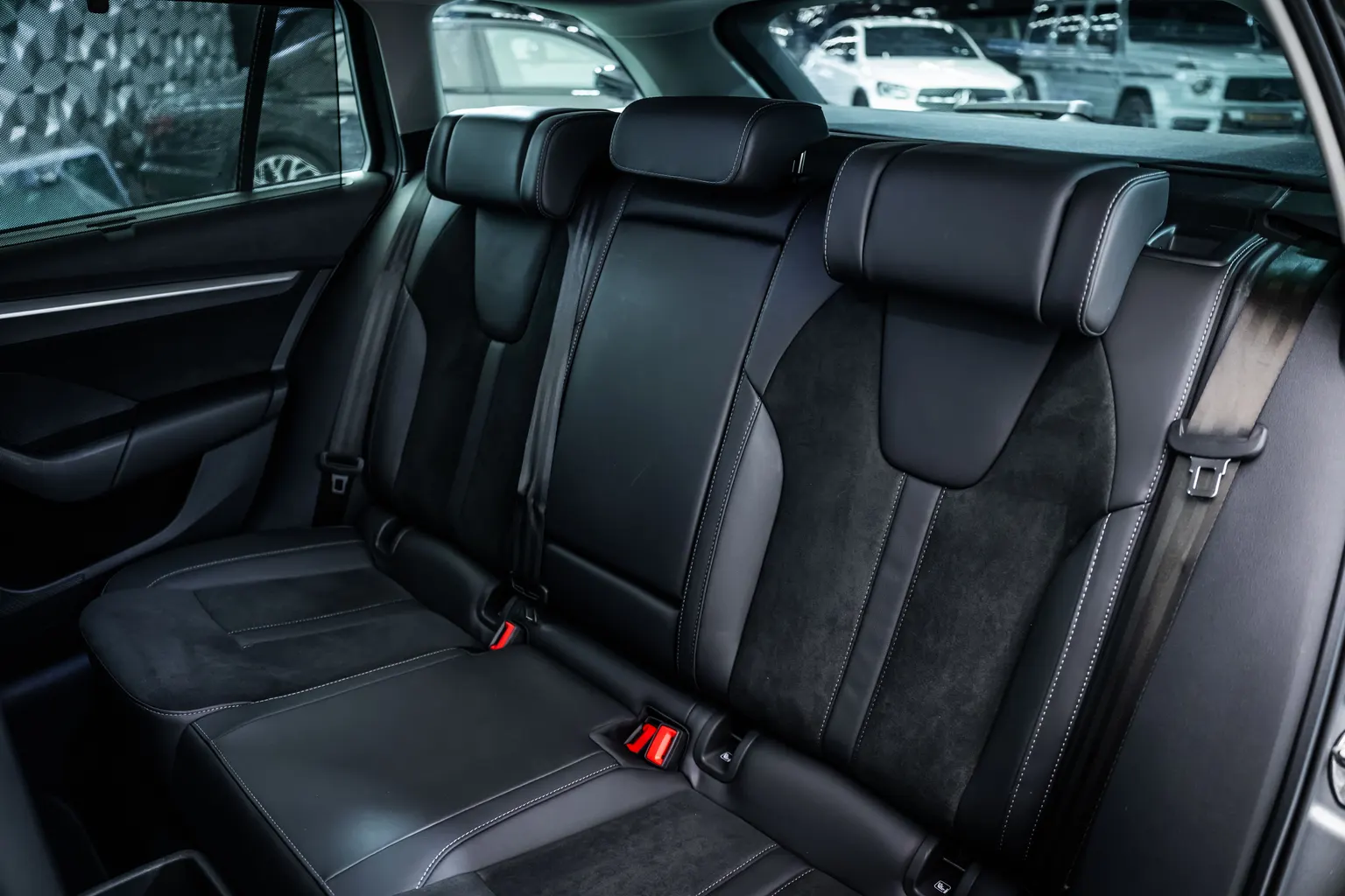Skoda Octavia 2,0 TDI DSG 2.0 Litre, Diesel, Automatic – снимка 16