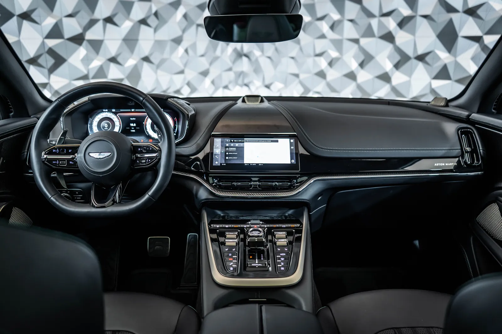 Aston Martin DBX 707*Carbon*Bowers & Wilkins – снимка 11