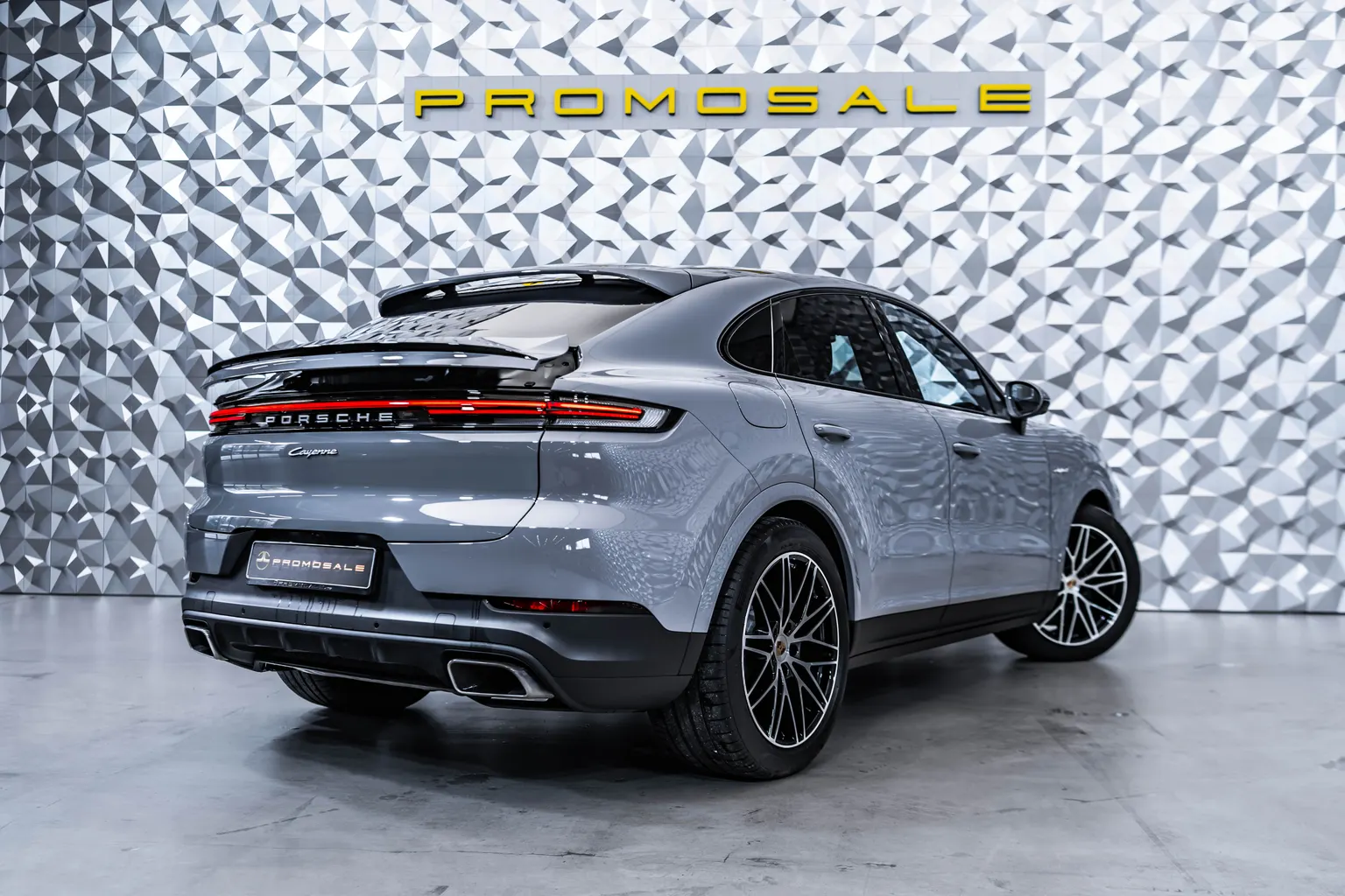 Porsche Cayenne E-Hybrid Coupe *Bose *Pano – снимка 4