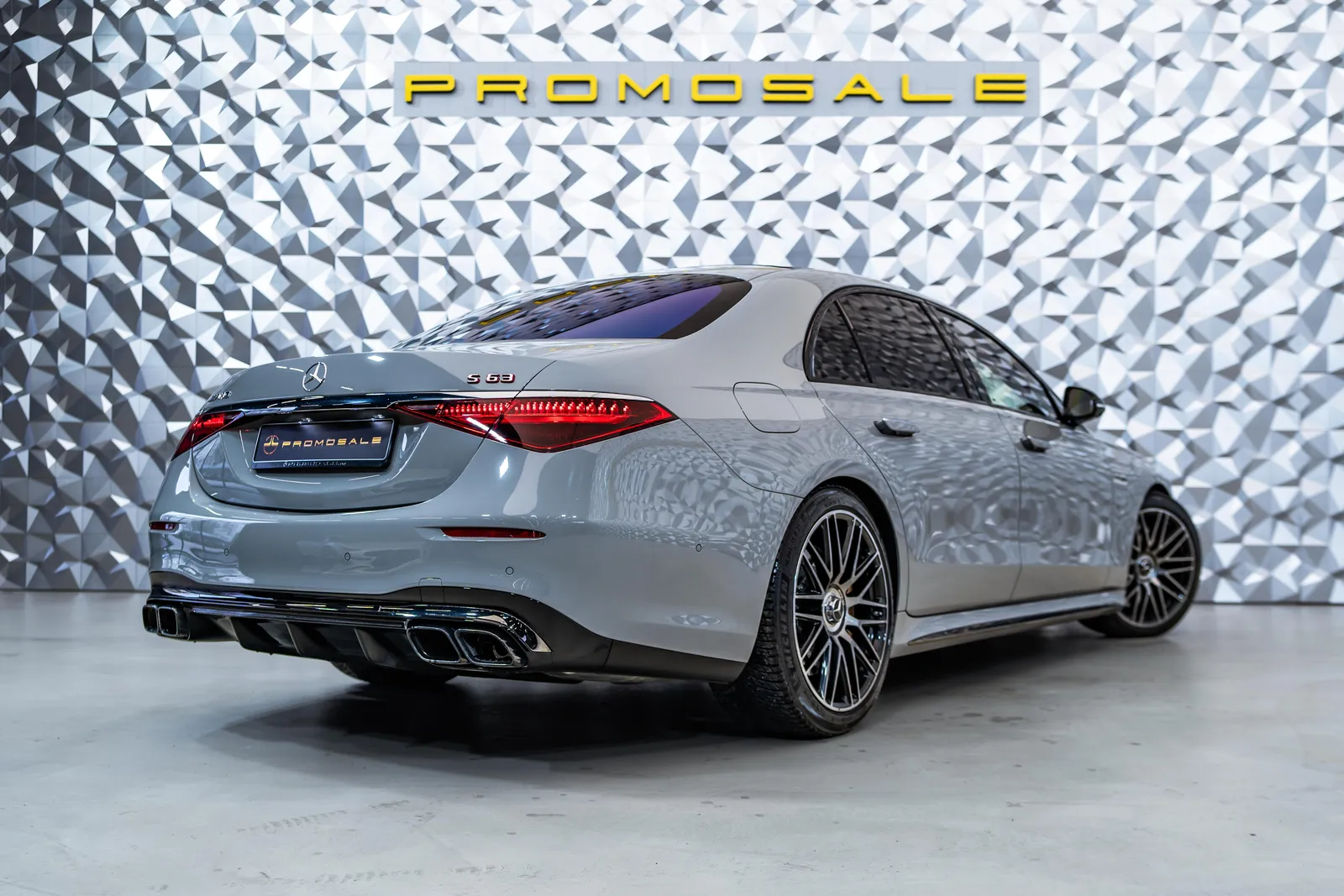 Mercedes-Benz S 63 AMG Edition 1*Carbon*Pano*Burmester – снимка 4