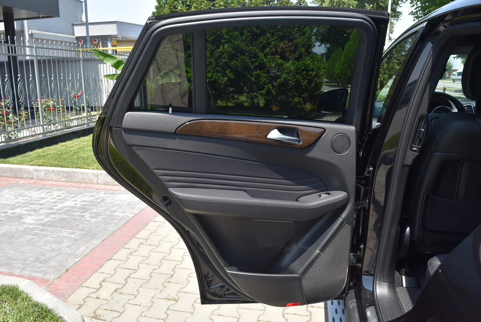 Mercedes-Benz GLE 350 d 4M – снимка 14