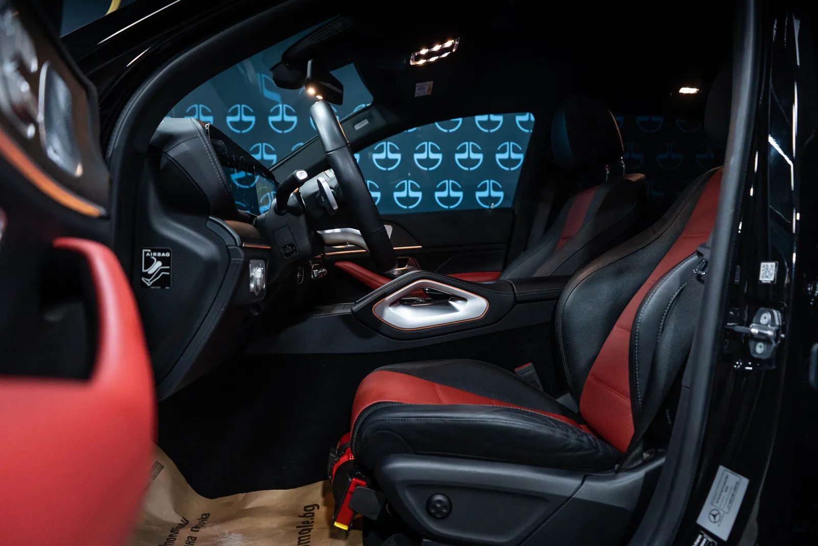 Mercedes-Benz GLE 400 d Coupe 4M AMG*Air*Distronic* – снимка 19