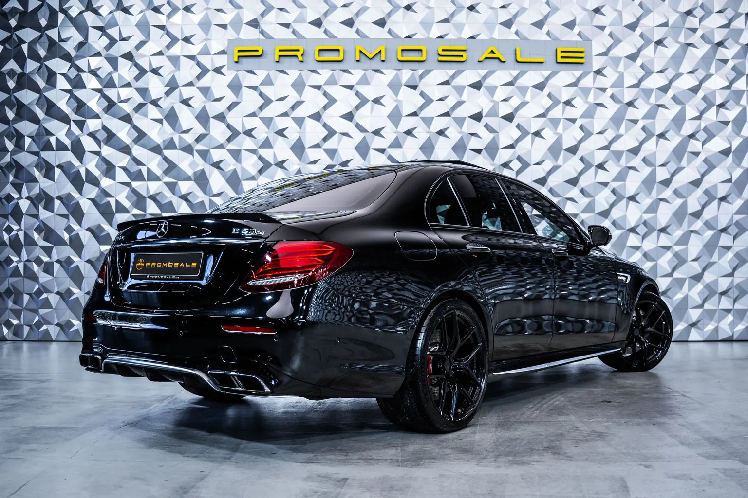 Mercedes-Benz E 63 AMG S 4M AMG*Pano*Burm – снимка 4