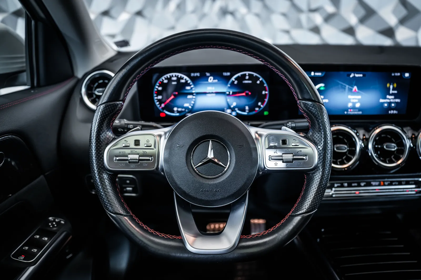Mercedes-Benz GLA 220 d 4M AMG*Pano*Camera – снимка 11