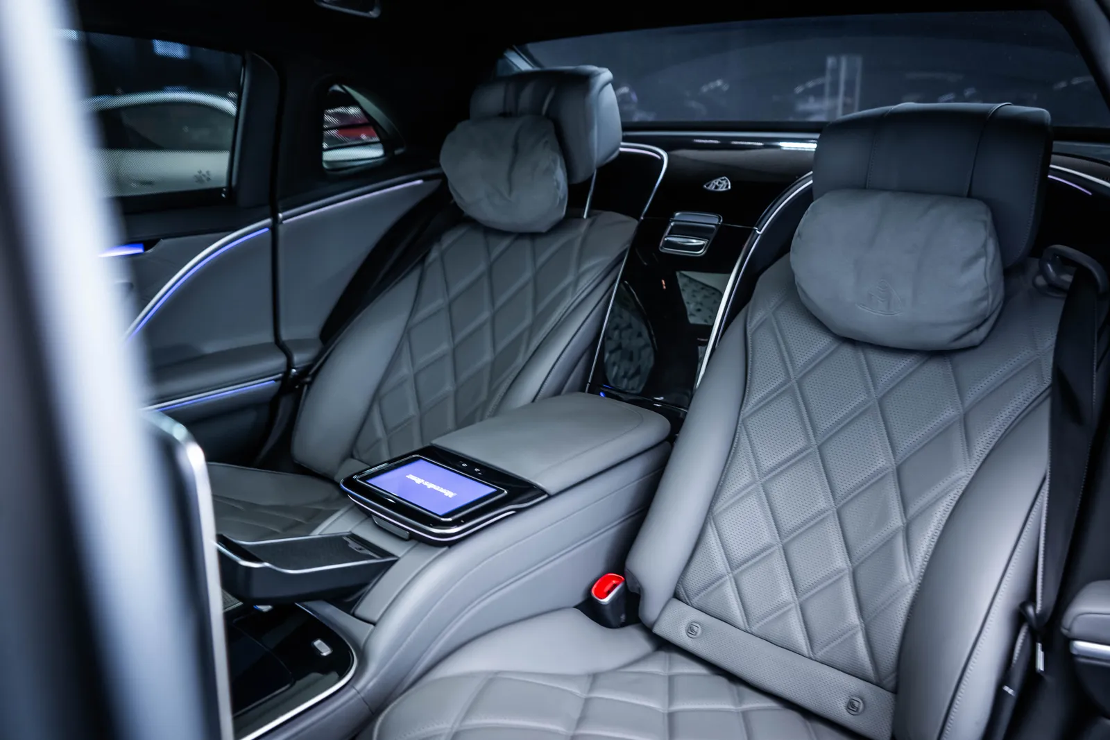 Mercedes-Benz S580 Maybach 4M* Масаж* 360*Burmester* – снимка 6